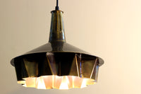 PIN TUCK LAMP 01